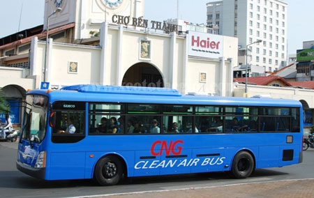 Xe buýt sử dụng khí thiên nhiên (CNG) tại TP Hồ Chí Minh