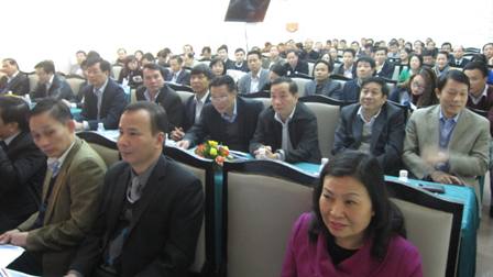 Buổi báo cáo có sự tham dự của 90 đ/c Lớp cán bộ nguồn cao cấp khóa 5 Học viện chính trị quốc gia Hồ Chí Minh