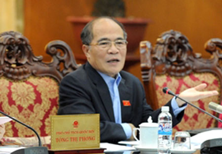 Chủ tịch Quốc hội Nguyễn Sinh Hùng phát biểu tại phiên họp thứ 33 của Ủy ban Thường vụ Quốc hộiẢnh: Lã Anh