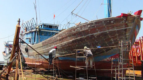 Một cơ sở đóng tàu cá tại tỉnh Quảng Nam.