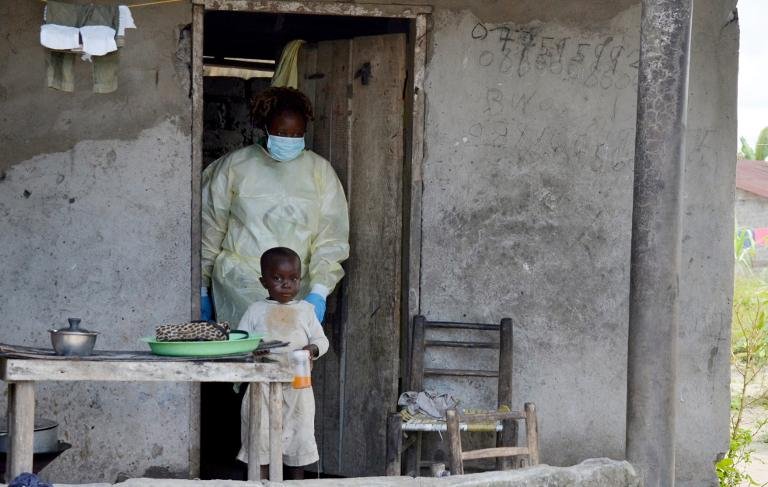 Liberia mất Giáng sinh vì Ebola