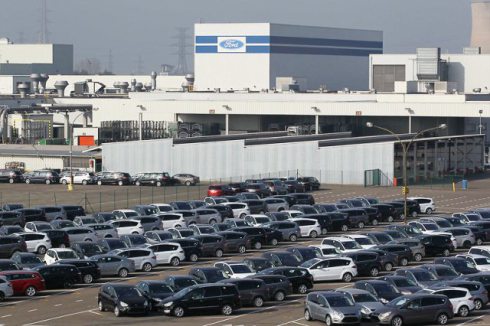 Ford đóng cửa nhà máy sản xuất xe ở Genk (Bỉ) ngay trước thềm năm mới 2015
