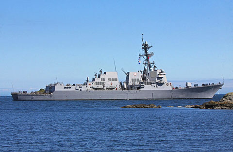 USS Sampson (DDG-102) từng tham gia cuộc tập trận RIMPAC vào năm 2010 và 2014, tham gia tập trận CARAT 2012 với Hải quân Singapore tại Biển Đông. Hình ảnh USS Sampson cũng từng xuất hiện trong bộ phim 