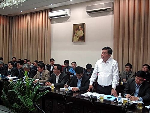 Bộ trưởng Đinh La Thăng yêu cầu thay Tổng chỉ huy công trường dự án đường sắt Cát Linh - Hà Đông
