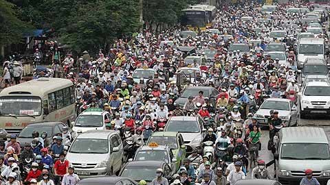 Các hộ nghèo trên địa bàn Hà Nội sẽ không phải đóng phí đường bộ