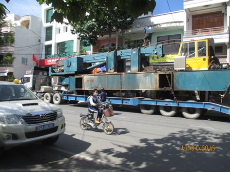 Qua kiểm tra, chiếc xe này có tổng tải trọng lên đến 86,29 tấn, trong khi theo giấy phép lưu hành chỉ được phép chở 41,51 tấn