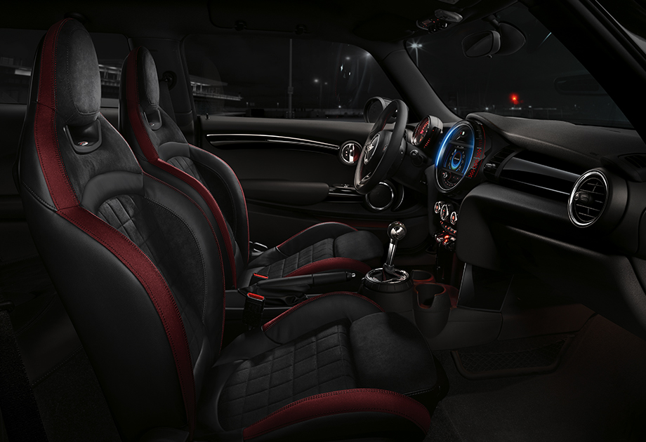 Nội thất Mini Cooper JCW 2015