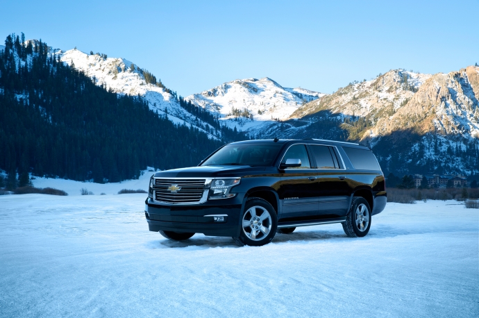 2015-chevrolet-suburban-front-three-quartersjpg