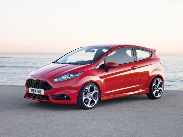 2013-Ford-Fiesta