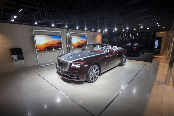 RR_Dawn_IAA_2015_012