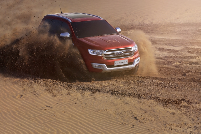 Ford Everest-Sand