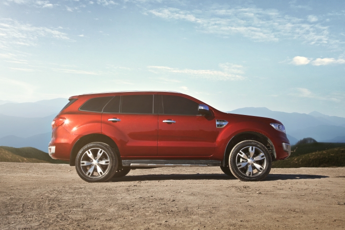 Ford Everest-Side