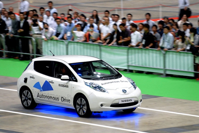 2020-nissan-self-driving-car