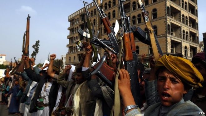 Houthi dàn dựng các cuộc biểu tình nhằm chống lại 