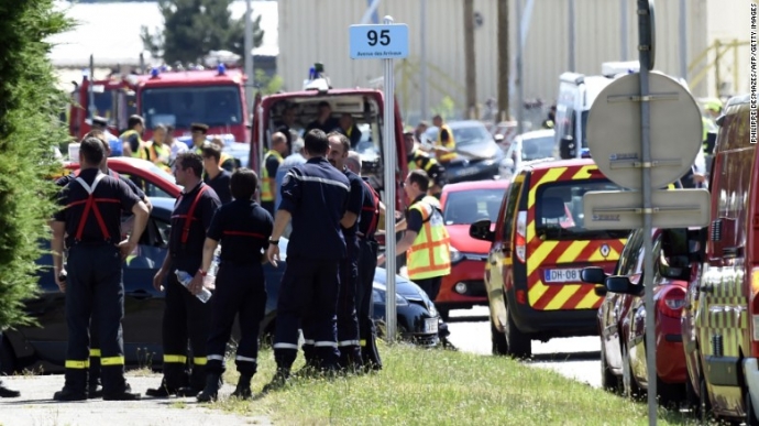 Vụ tấn công nhằm vào nhà máy hoá chất gần Lyon, Ph