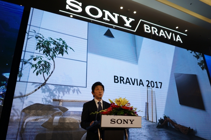 Ông Yasuhiro Tsuda, Tổng Giám Đốc Sony Electronics