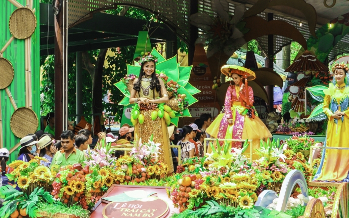 Dieu hanh trai cay khong lo