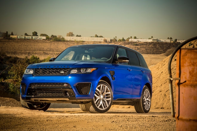 2015-Land-Rover-Range-Rover-Sport-SVR-front-three-