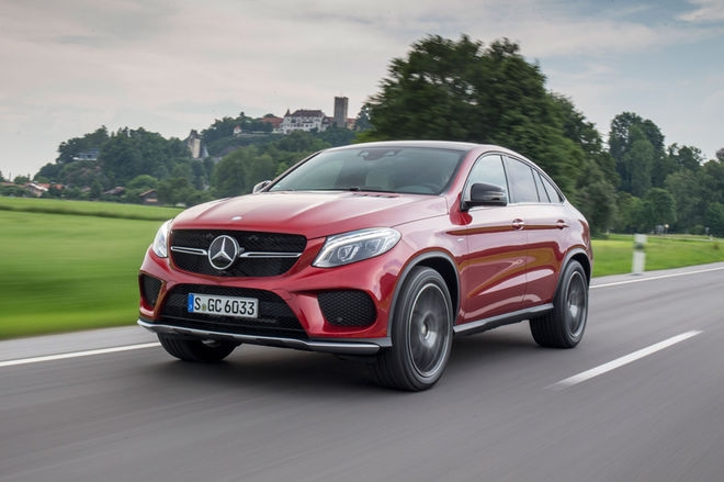2016-Mercedes-Benz-GLE450-AMG-4Matic-Coupe-promo