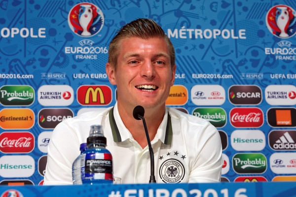 20160707142158-toni-kroos-duc-phap