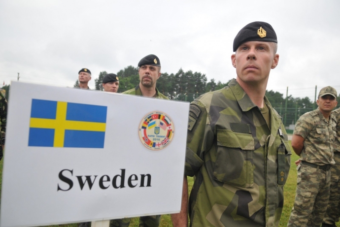 swedish-soldiers-73572278