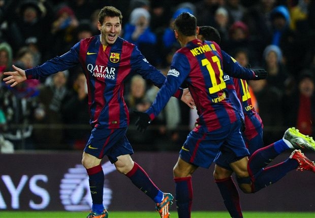 Barca giành thắng lợi sau cuộc rượt đuổi với Villa