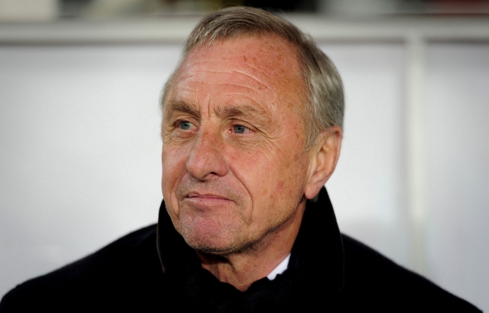 Johan-Cruyff-qua-doi