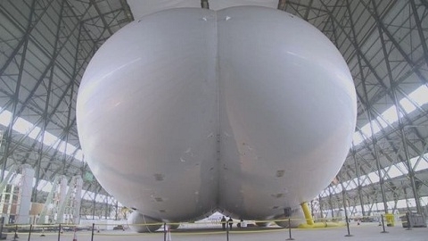 may-bay-so-huu-vong-ba-quyen-ru-airlander_1-0945