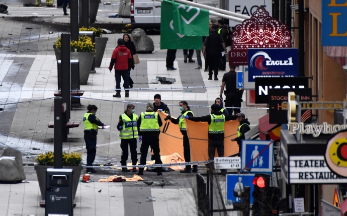 Vụ tấn công bằng xe tải ở thủ đô của Thụy Điển