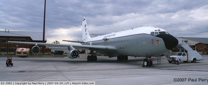máy bay WC-135 Constant Phoenix