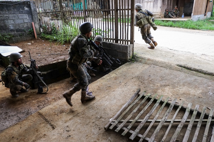 Quân đội Philippines triển khai chiến đấu ở Marawi