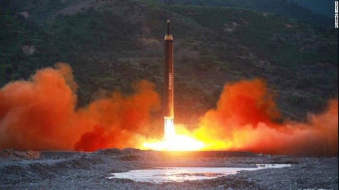 Triều Tiên phóng tên lửa đạn đạo - ảnh tư liệu