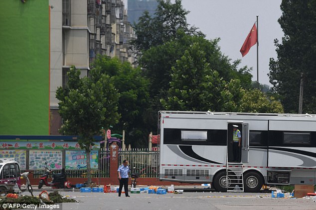 Chùm ảnh vụ đánh bom ở nhà trẻ Trung Quốc7