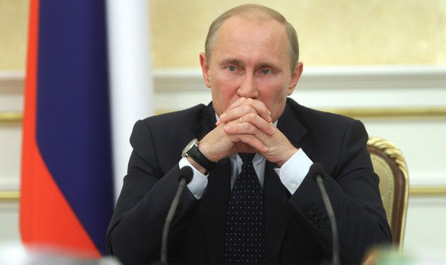 Vladimir-Putin-Has-700000-Worth-Luxury-Watches-1-6