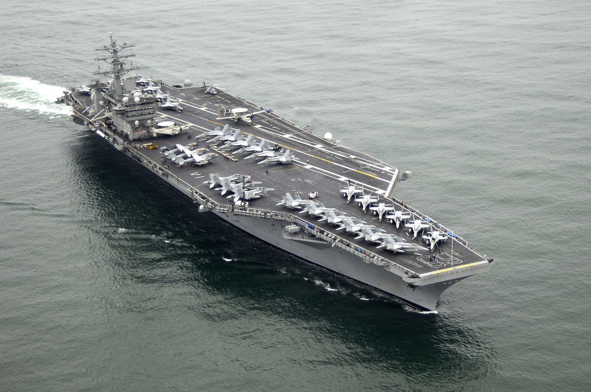 Tàu sân bay USS Nimitz