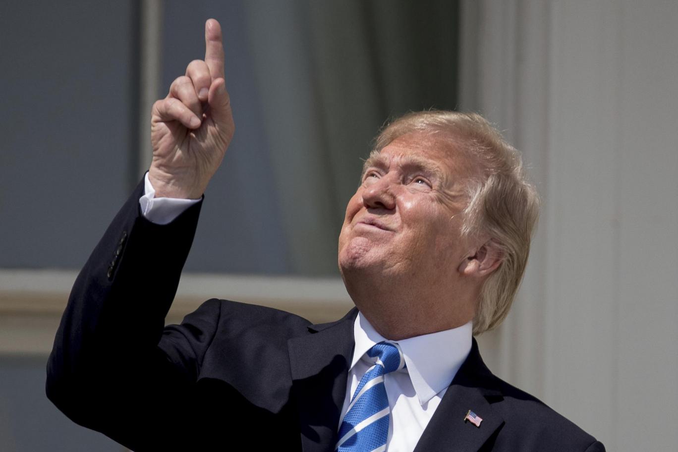 trump-solar-eclipse