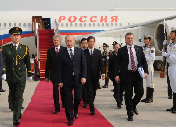 Tổng thống Nga Putin đến Trung Quốc