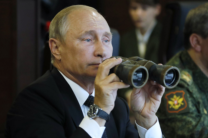 Tổng thống Nga Putin dự tập trận Zapad 20172