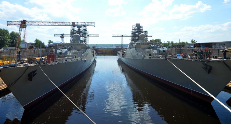 Hai khu trục hạm Nga đóng cho Việt Nam