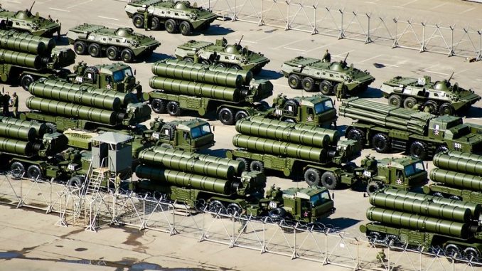 Các tổ hợp tên lửa S-400 của quân đội Nga