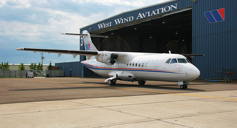 Máy bay ATR-42 của hãng hàng không West Wind A