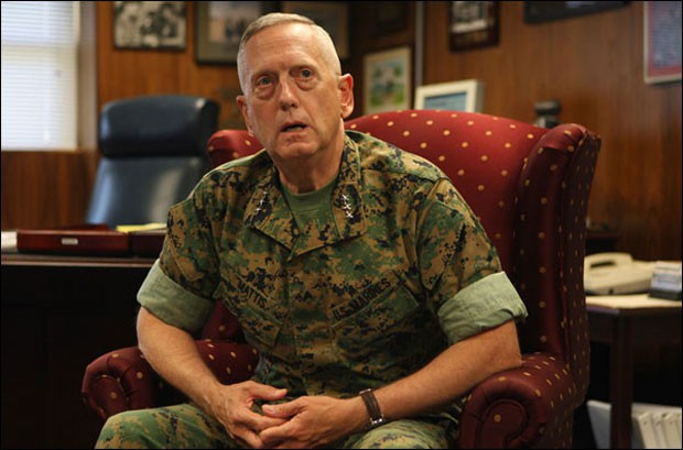 Tướng James Mattis