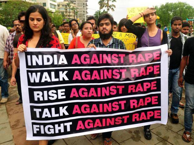 Người dân Ấn Độ phản đối tội phạm hiếp dâm