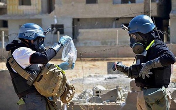 Các nhân viên của OPCW làm việc tại Syria