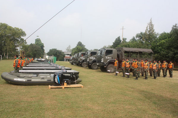 Quân đội Thái Lan chuẩn bị phương tiện sẵn sàng gi
