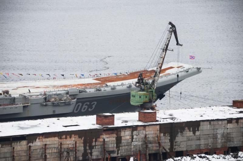 Tàu sân bay Admiral Kuznetsov_3