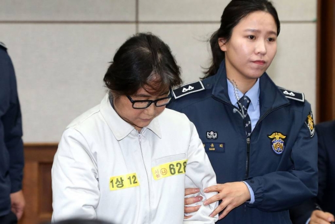 Trong phiên tòa hôm nay, bà Choi Soon-sil  tuyên b