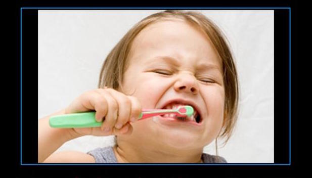 Funny-Teeth-Brushing-Picture