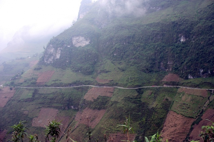 Hình ảnh con đường Hạnh Phúc (tỉnh Hà Giang)