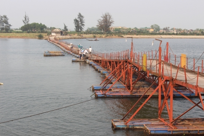 Sua- chua- cau -phao- BOT- nong- dan- dau- tien o-